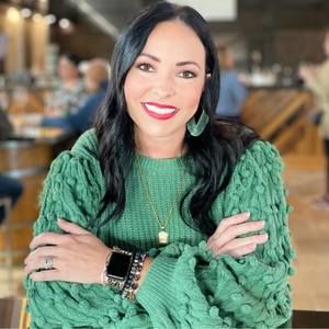 Meet your Posher, Kelli